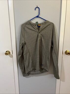Men's Long-Sleeve Henley Pullover in Olive by Unknown Brand